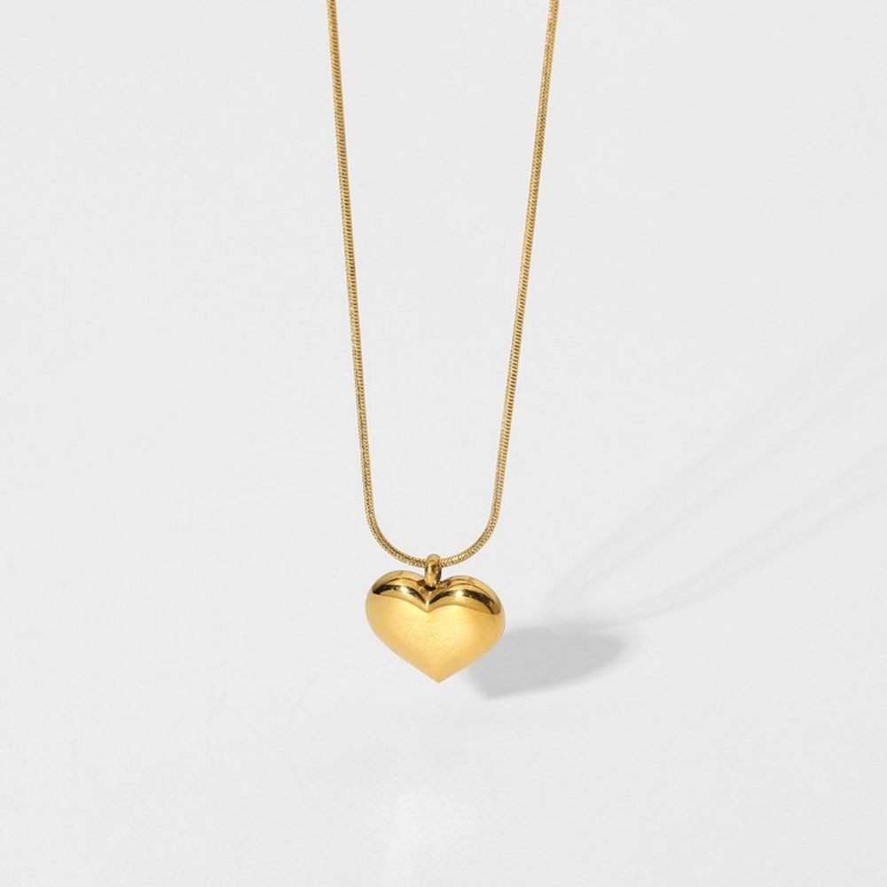 Reese Heart Necklace
